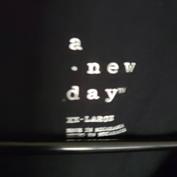 Women's Short Sleeve Casual T-Shirt A New Day Size XXL - Picture 4 of 14